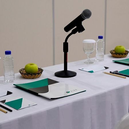 Zizz Convention Hotel Denpasar  Ngoại thất bức ảnh